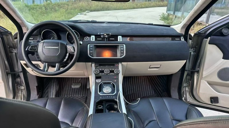 济宁12年路虎极光5