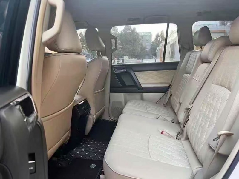 郑州14年丰田普拉多6