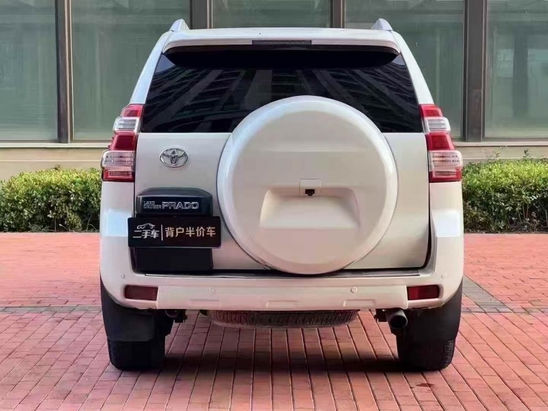 郑州14年丰田普拉多8