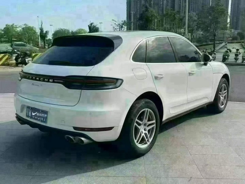 东莞20年保时捷Macan7