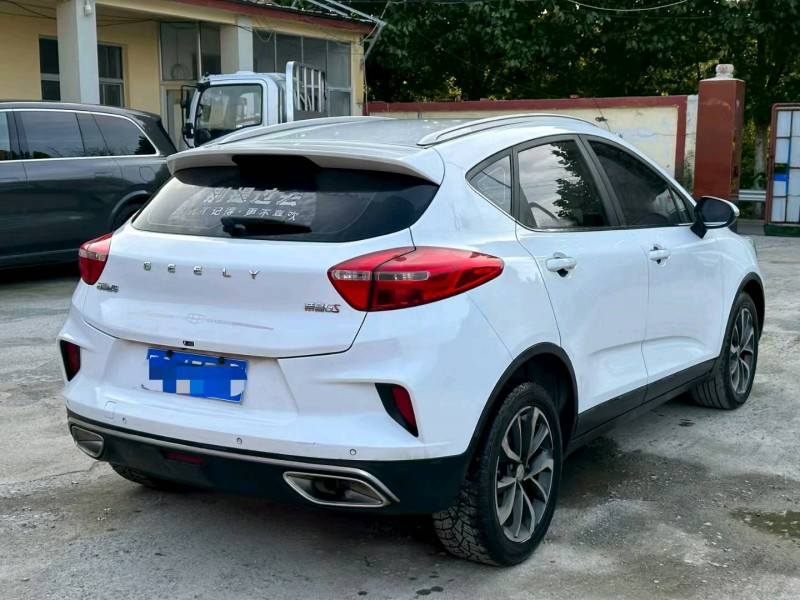 济宁20年吉利帝豪7