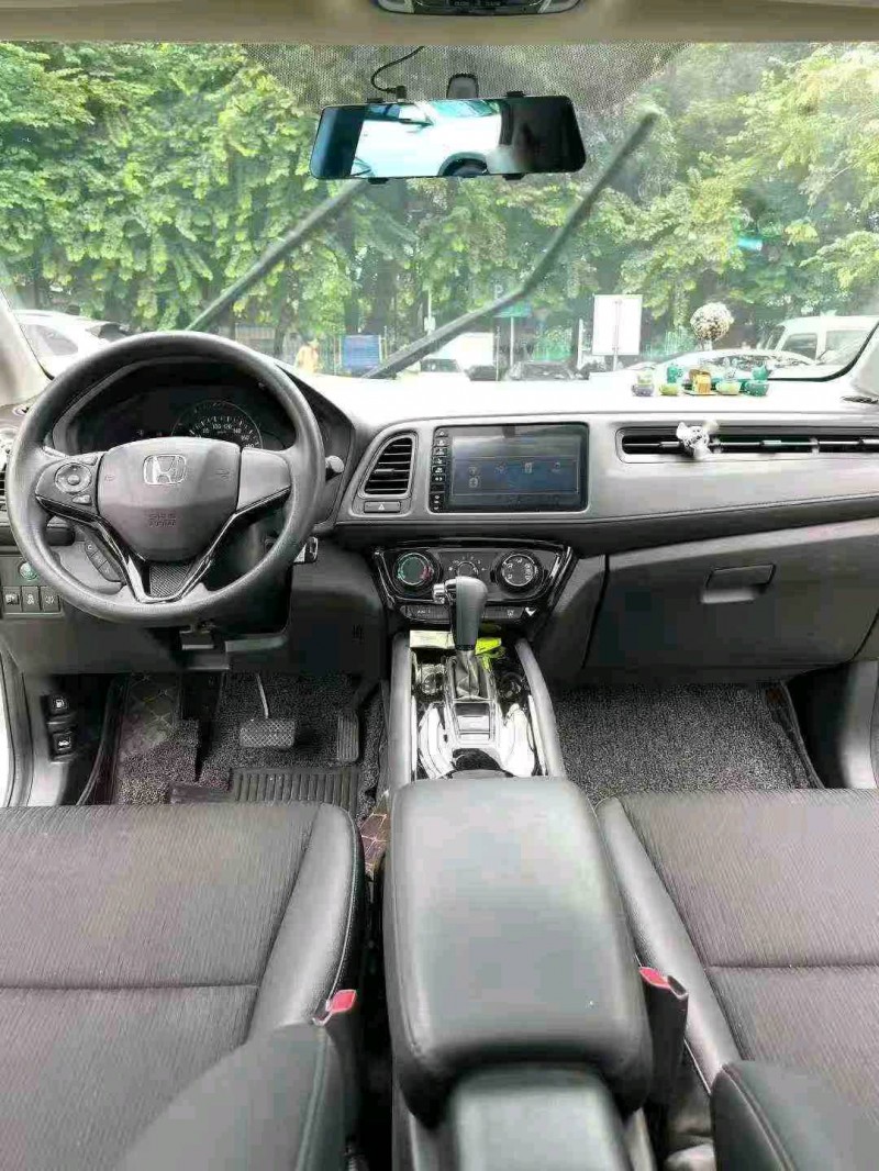 东莞21年本田缤智4
