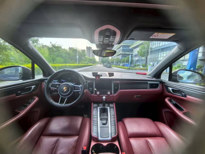 东莞18年保时捷Macan4