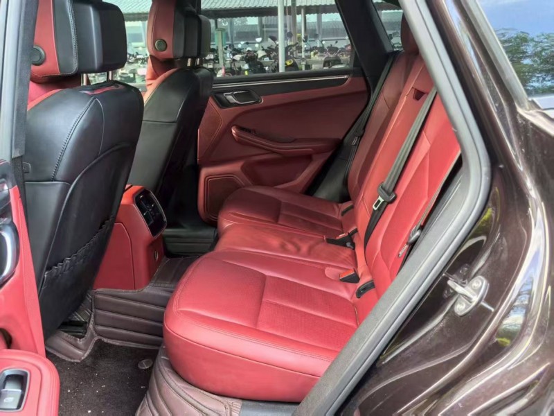 东莞18年保时捷Macan6