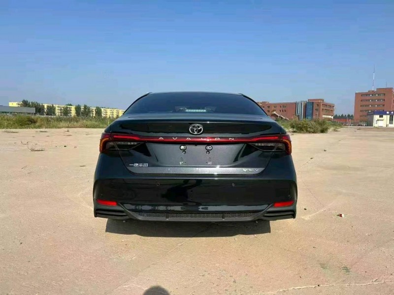 衡水25年丰田亚洲龙9