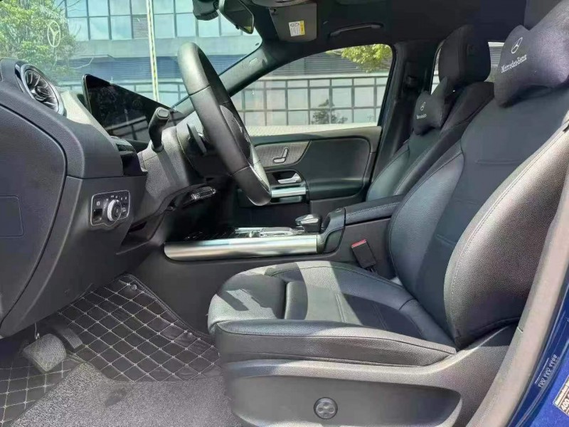 东莞21年奔驰GLA4