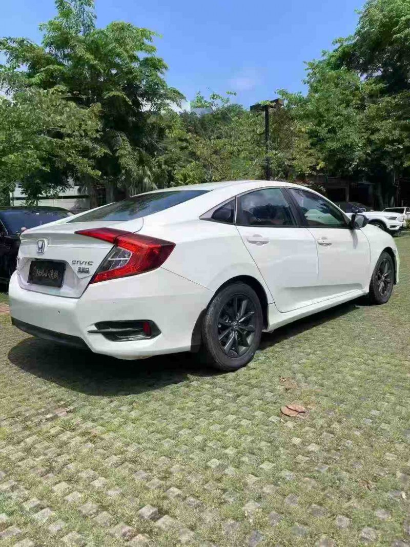 东莞20年本田思域9