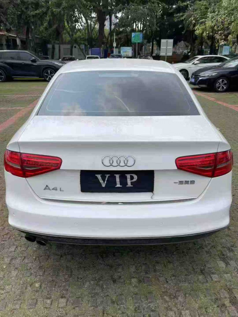 东莞16年奥迪A4L7