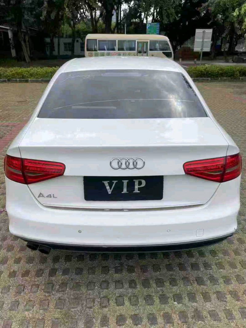东莞15年奥迪A4L7