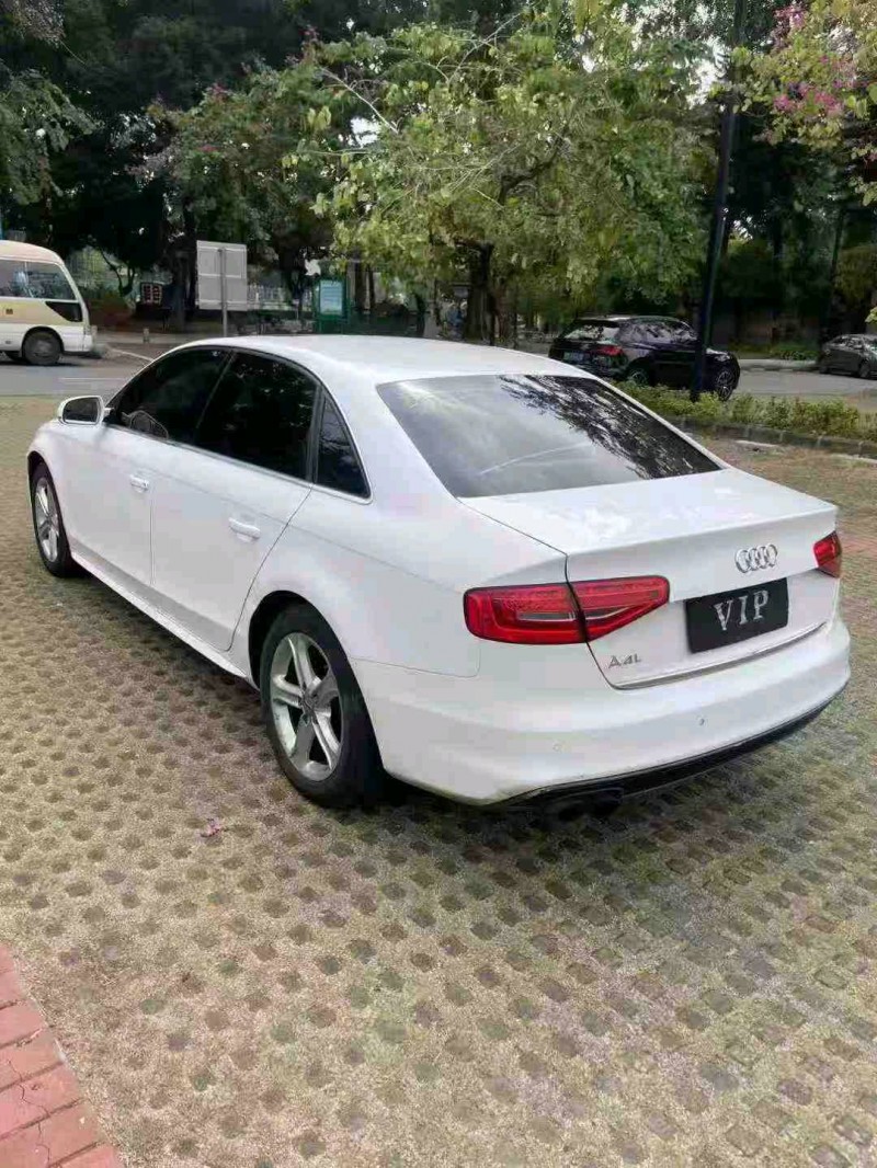 东莞15年奥迪A4L8