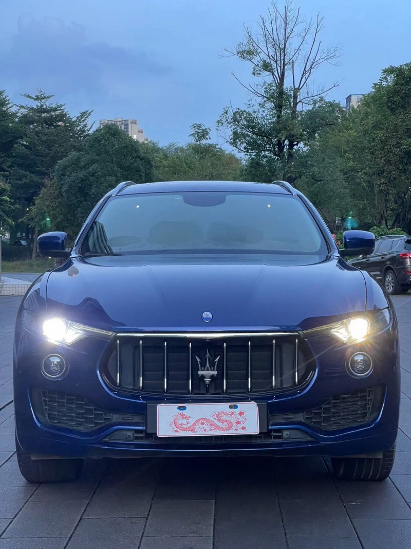 佛山17年玛莎拉蒂Levante1