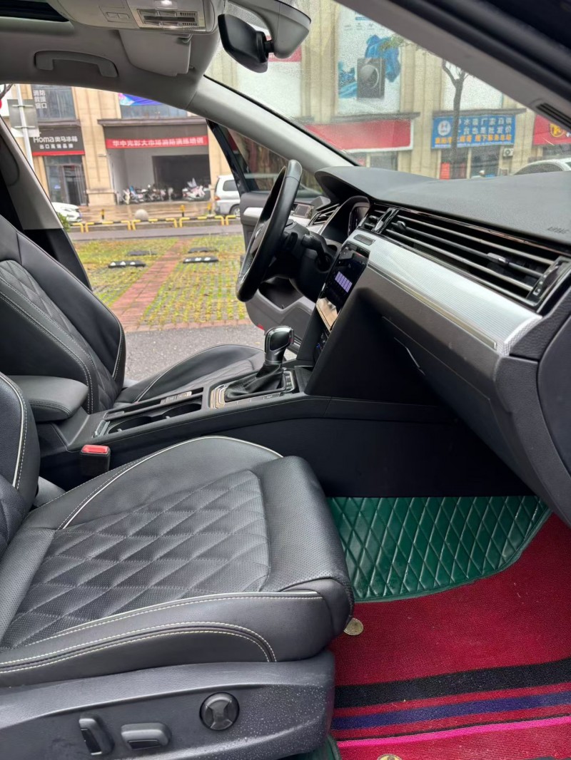 襄阳23年大众迈腾2