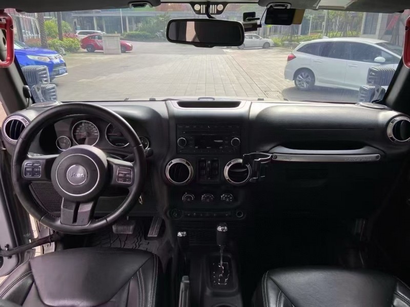 佛山19年Jeep牧马人6