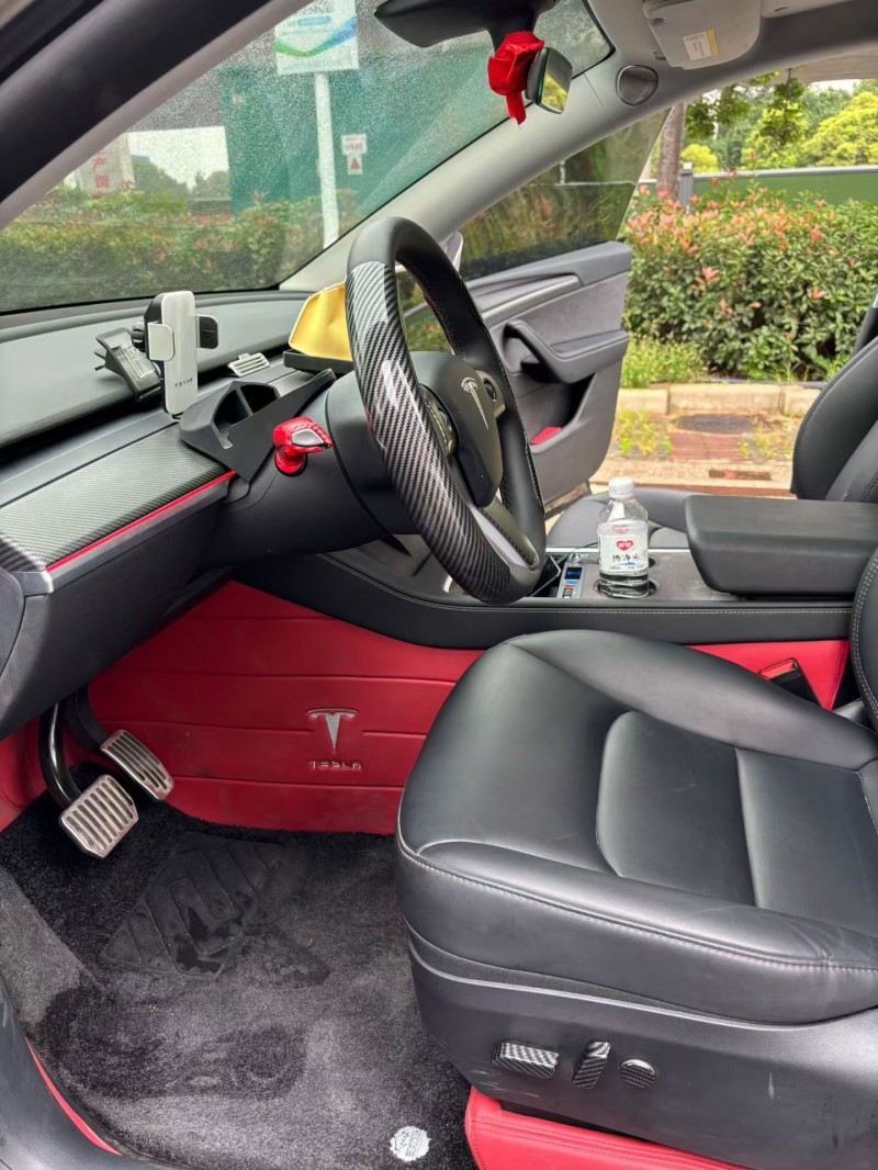 襄阳23年特斯拉MODEL Y4