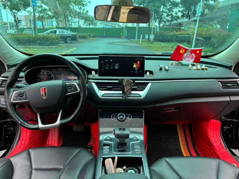 襄阳22年红旗H55