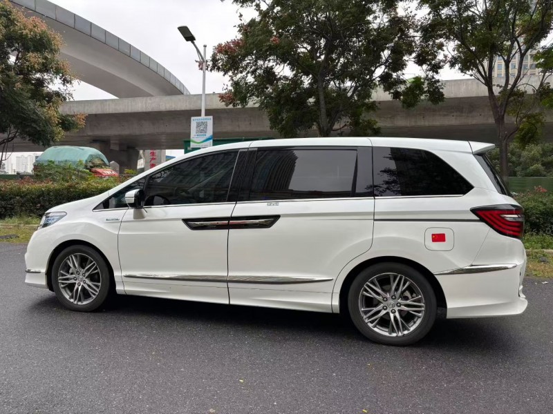 襄阳20年本田艾力绅8