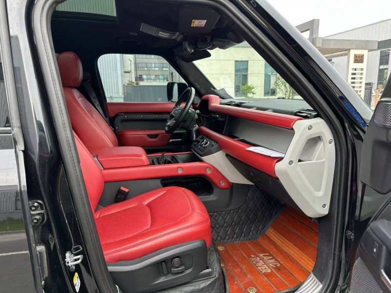 徐州22年路虎卫士5