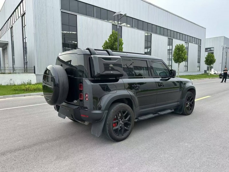 徐州22年路虎卫士8