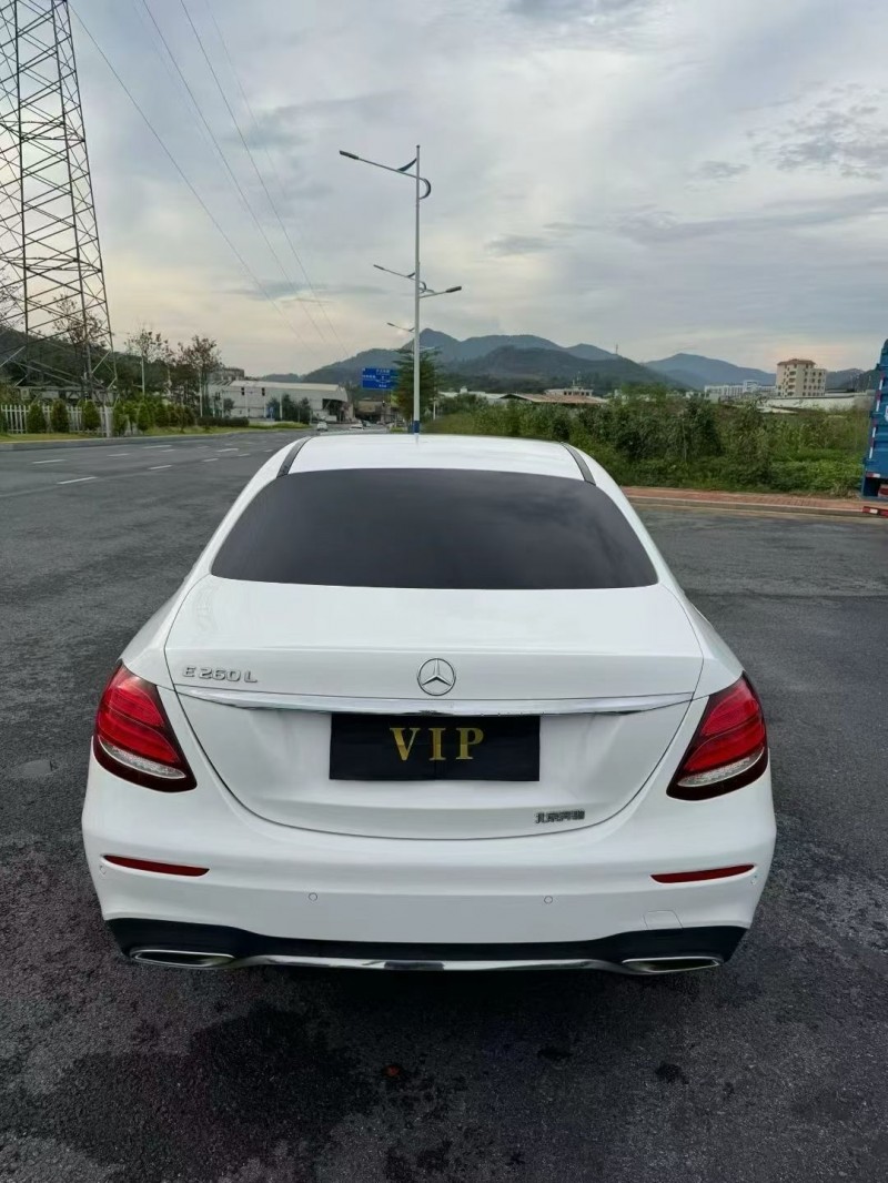 云浮19年奔驰E8