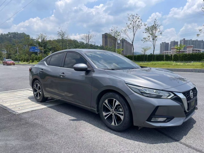 云浮21年日产轩逸2