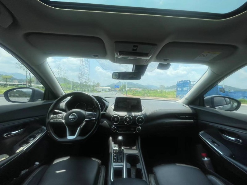 云浮21年日产轩逸8