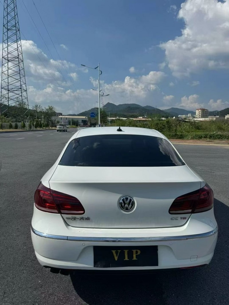 云浮14年大众CC6