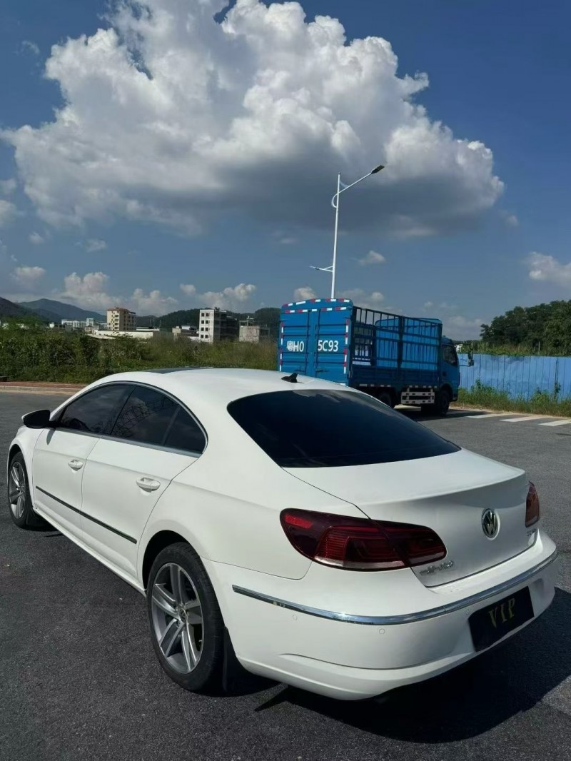 云浮14年大众CC7