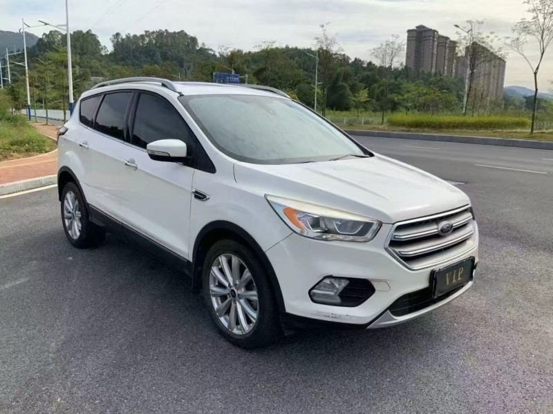 云浮17年福特翼虎2