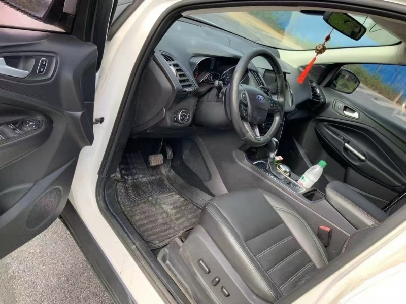 云浮17年福特翼虎4