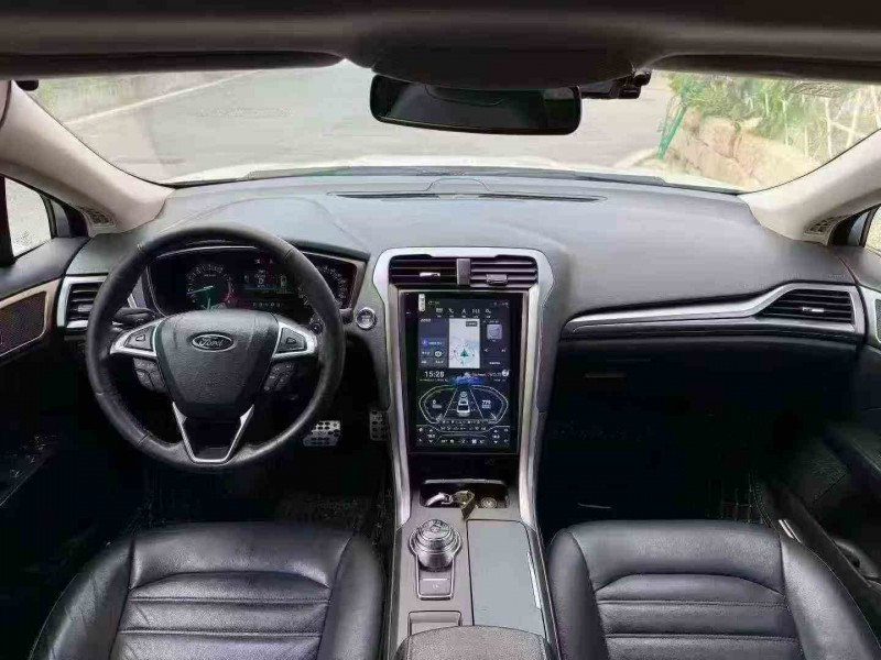 南平17年福特蒙迪欧5