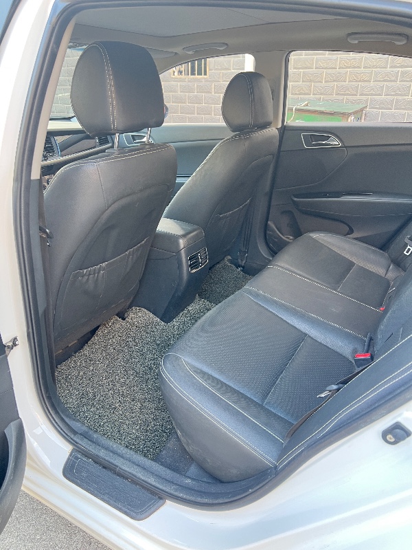 娄底17年现代名图5