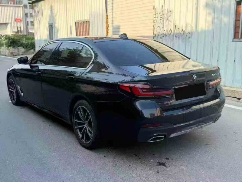 南平23年宝马5系9