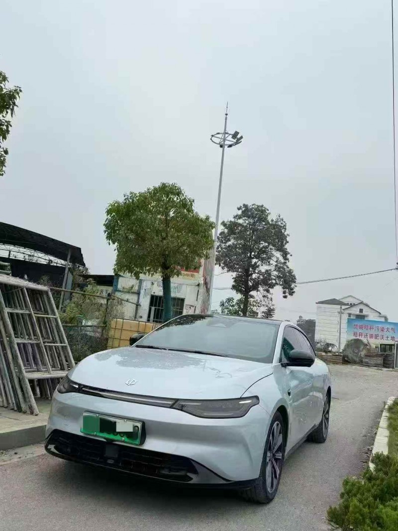 常德23年零跑汽车C013