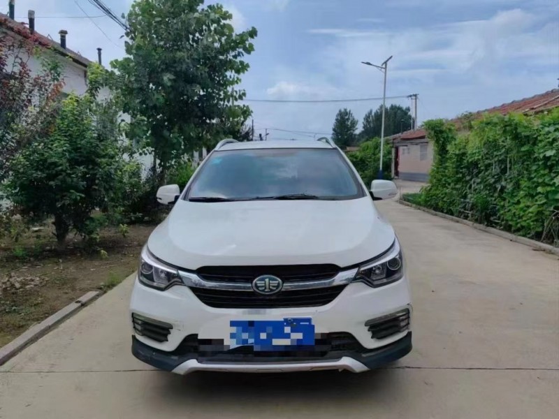 青岛19年一汽骏派1