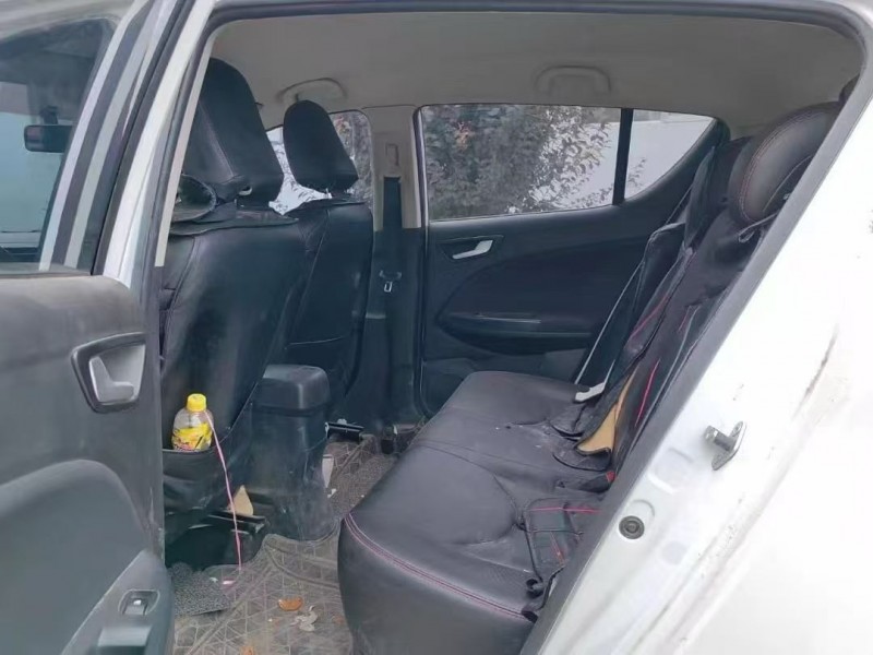 青岛19年一汽骏派5