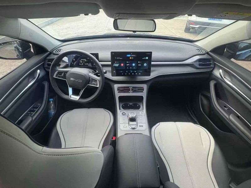 揭阳24年比亚迪驱逐舰8