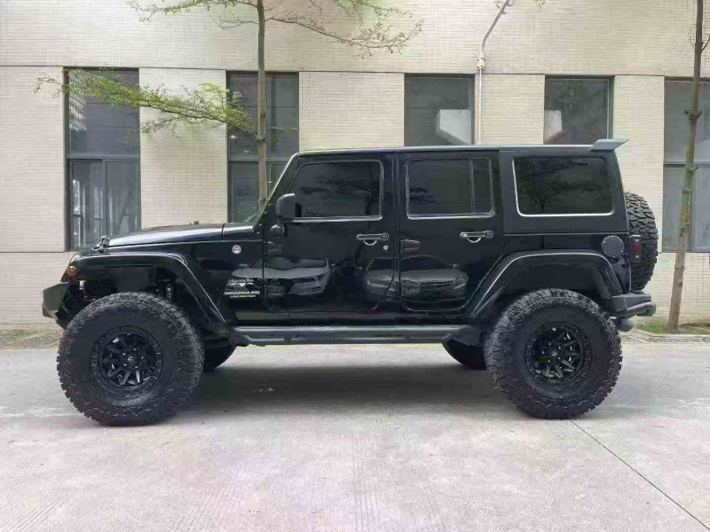 江门17年Jeep牧马人8