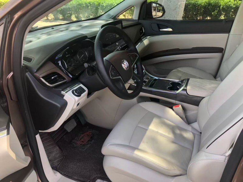 青岛20年别克GL84