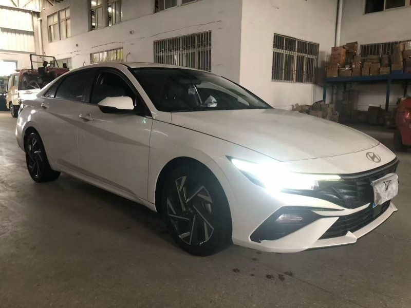 青岛24年现代伊兰特2