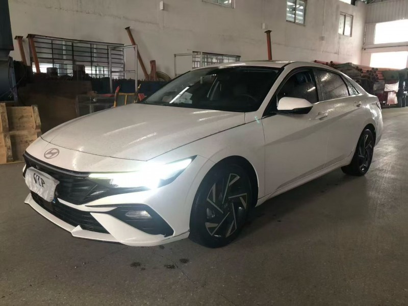 青岛24年现代伊兰特3