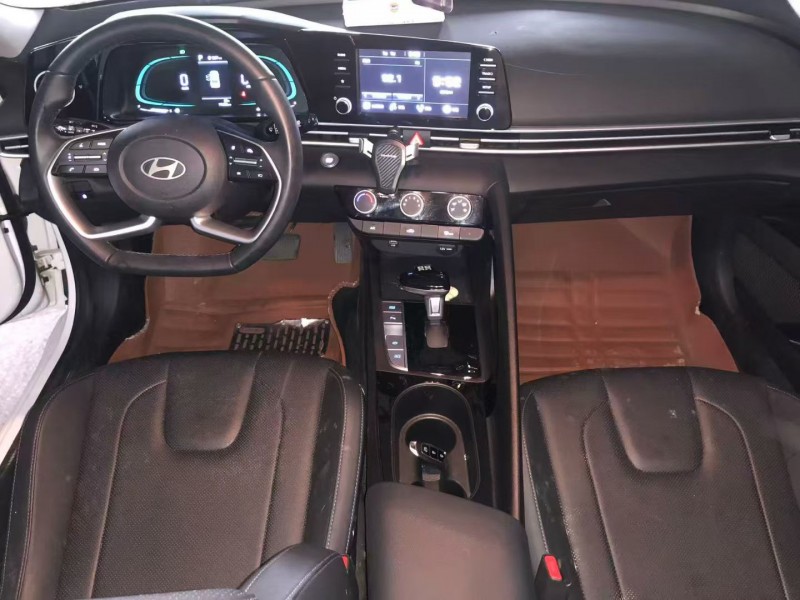 青岛24年现代伊兰特6