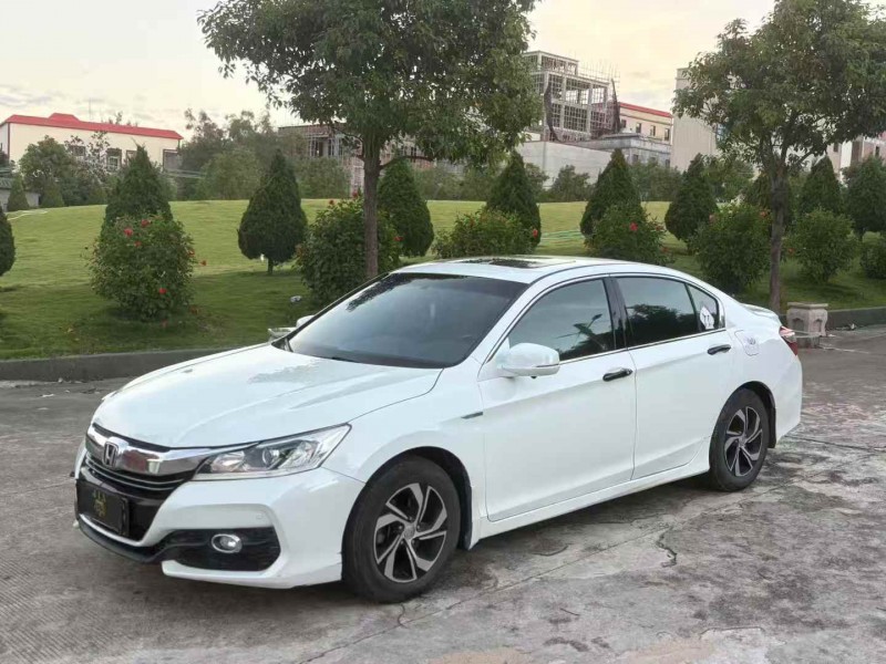 揭阳16年本田雅阁3