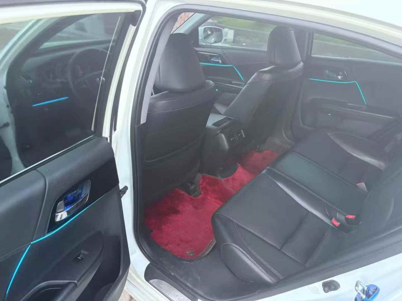 揭阳16年本田雅阁8