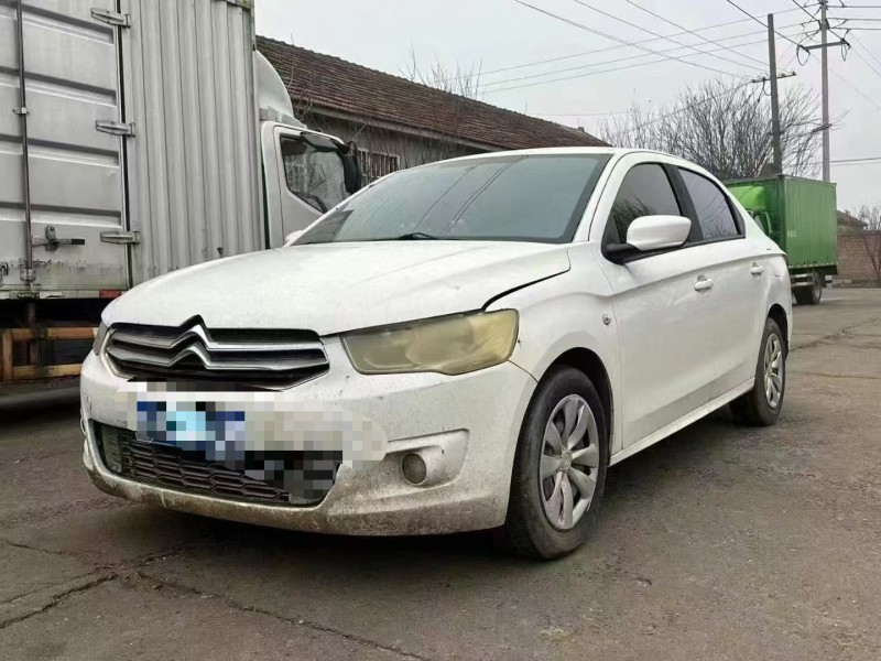 青岛17年雪铁龙爱丽舍2