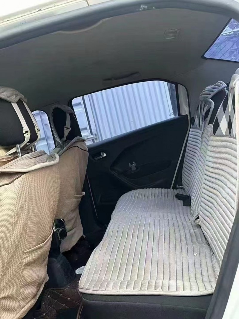 青岛17年雪铁龙爱丽舍5