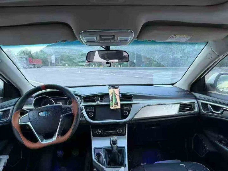 金华17年吉利帝豪6