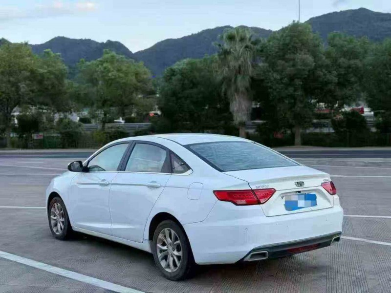 金华17年吉利帝豪8