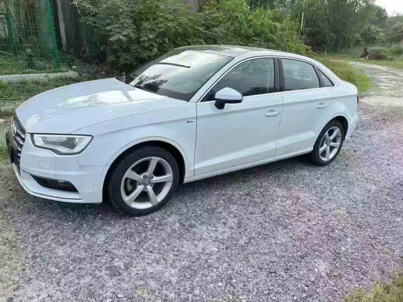 绍兴15年奥迪A33