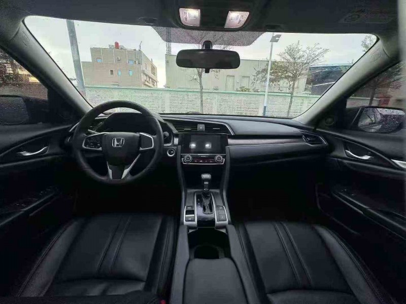 湛江19年本田思域5