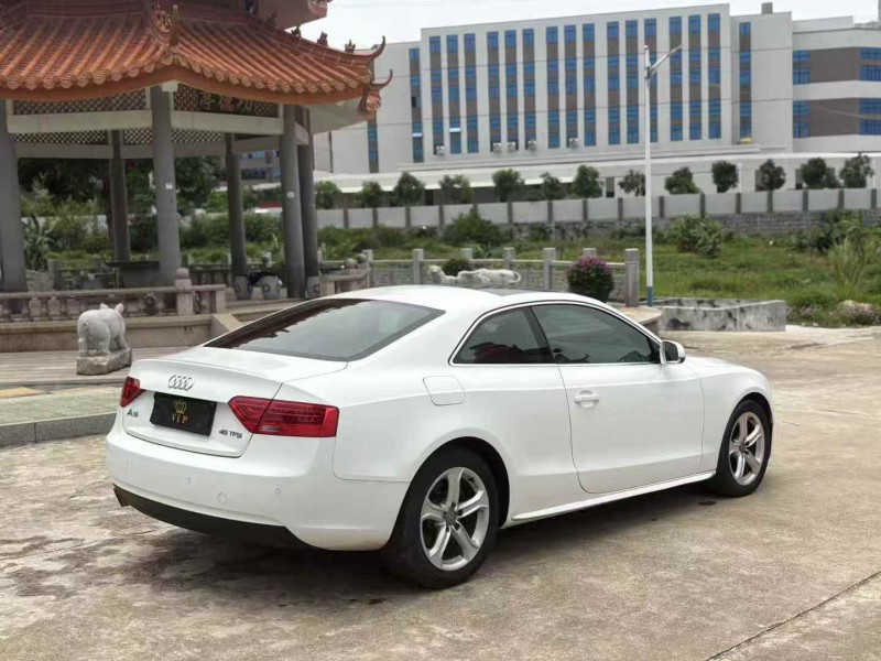 揭阳16年奥迪A55